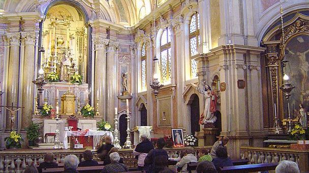 Церковь Святого Антония в Лиссабоне Церковь Святого Антония в Лиссабоне