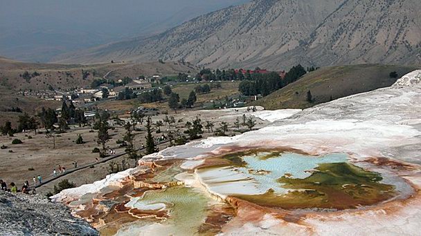 Горячие источники Маин в Ущелье Майин
