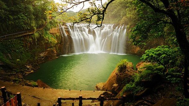Водопад Шифен в Тайпее