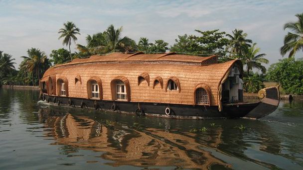 Заводи Кералы в Керале