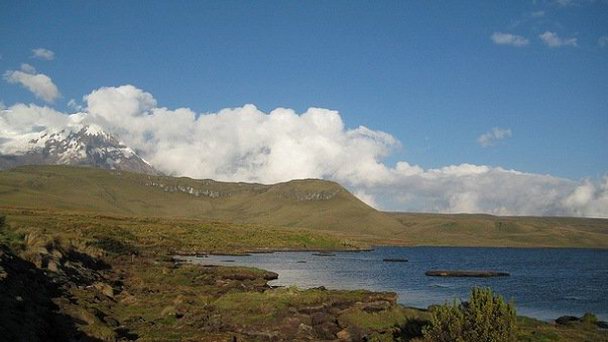 Озеро Ла Мика в Кито