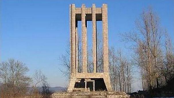 Мавзолей Вагифа в Шуше Мавзолей Вагифа в Шуше