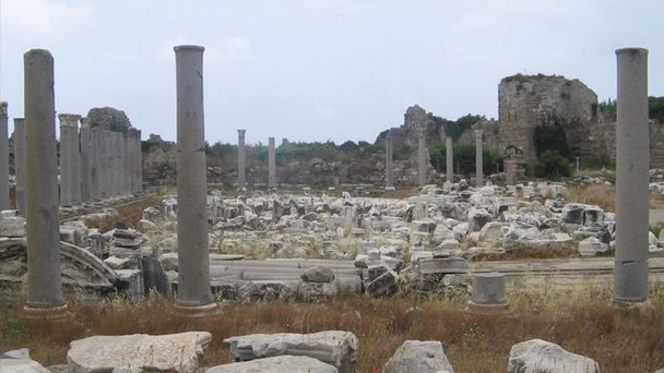 Торговая площадь Агора в Пальмире