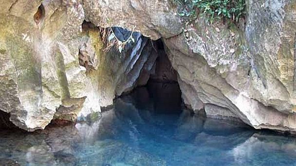 Пещера Там Чанг в Вангвьенге