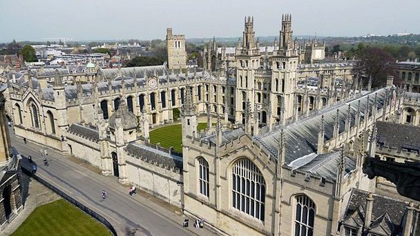 Церковь св. Девы Марии в Оксфорде в Англии