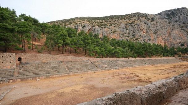 Дельфийский стадион в Дельфах