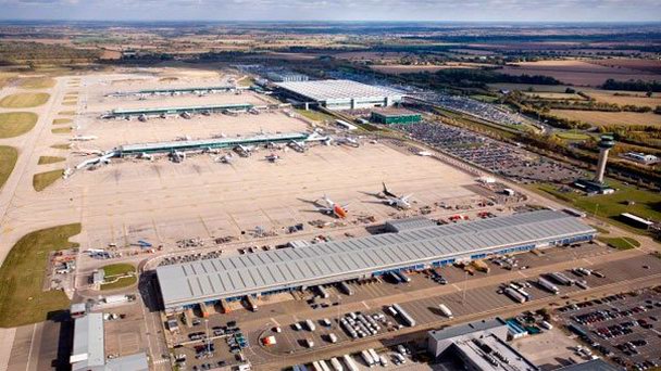 Аэропорт Лондон-Станстед в Англии