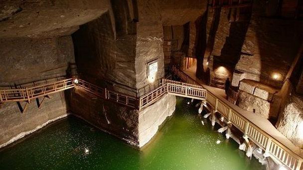 Соляной музей в шахте города Величка Соляной музей в шахте города Величка