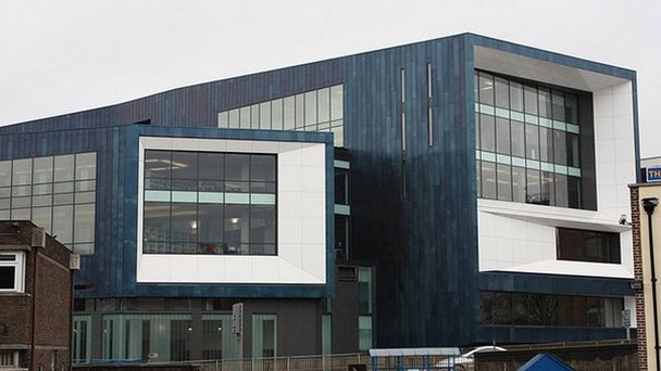 Новый Университет Бакингемпшира в Англии