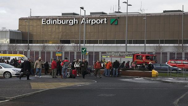 Аэропорт Эдинбург в Шотландии