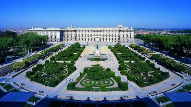 Площадь Орьенте в Мадриде