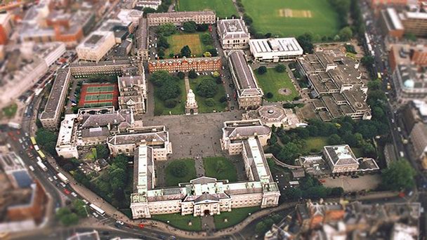 Тринити колледж в Дублине