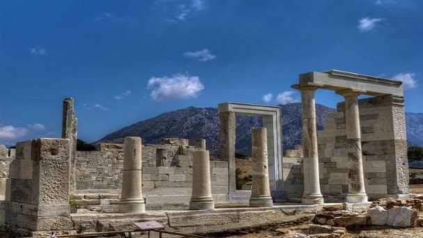 Храм Деметры на Наксосе Храм Деметры на Наксосе