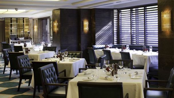 Ресторан Rib Room в Дубае