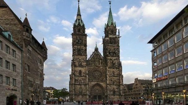 Церковь Святого Лоренца в Нюрберге в Баварии