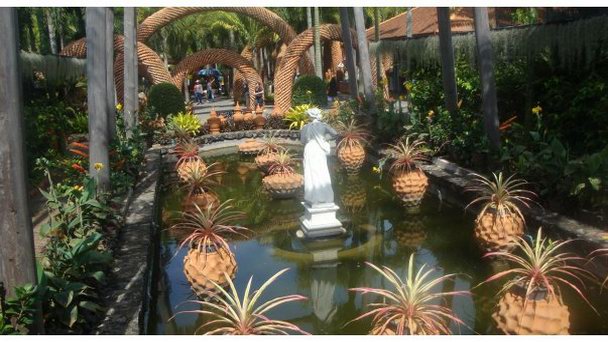 Сад миллионолетних камней в Паттайи