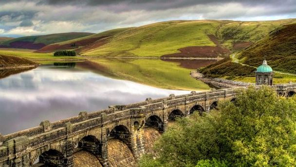 Дамба Craig Goch в Уэльсе Дамба Craig Goch в Уэльсе