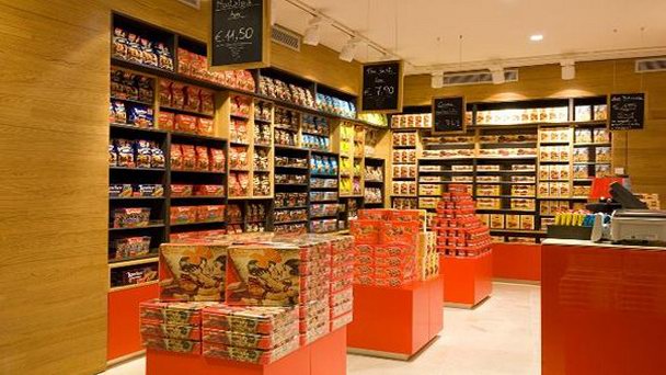 Кофейня-магазин Loacker Moccaria в Тироле