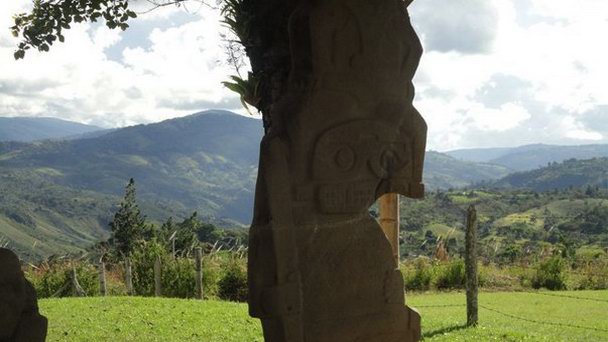 Некрополь Альто-де-Лавапатас в Сан-Агустине