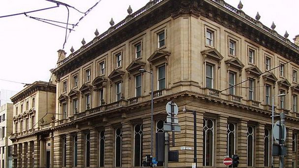 Здание на 38 and 42 Mosley Street в Англии