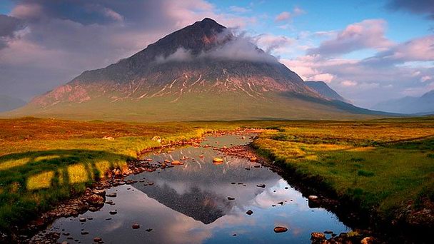 Пирамида Буачаилле Этив Мор в Шотландии