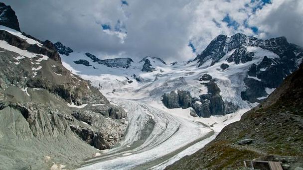 Ледник Фишер в Бернских Альпах