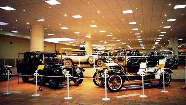 Музей старинных автомобилей в Монте-Карло Музей старинных автомобилей в Монте-Карло