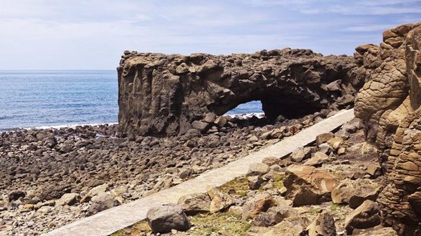 Пещера Кита в Тайнани