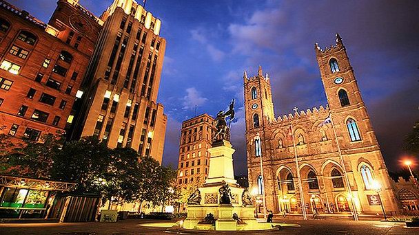 Пляс д’Арм в Монреале