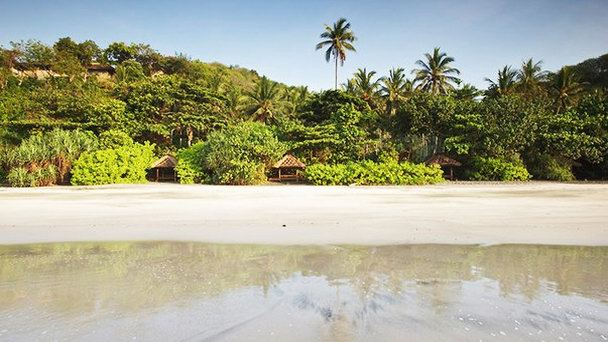 Пляж Белый песок на Бали Пляж Белый песок на Бали