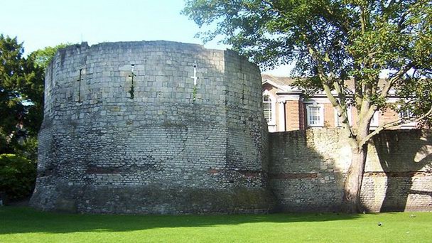 Руины Эборакума в Англии