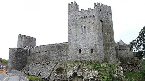 Замок Кэйр в Южном Типперэри