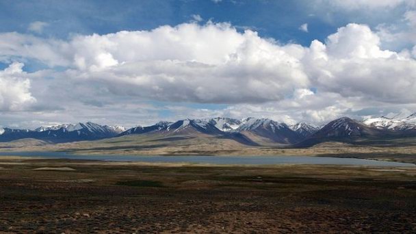 Озеро Зоркуль в Мазар-и-Шарифе