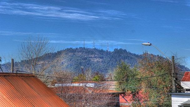 Гора Сан-Кристобаль в Сантьяго Гора Сан-Кристобаль в Сантьяго