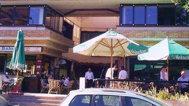 Ресторан Winking Frog в Хургаде