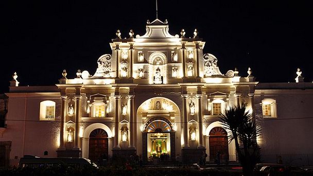 Кафедральный Собор в Антигуа-Гуатемале