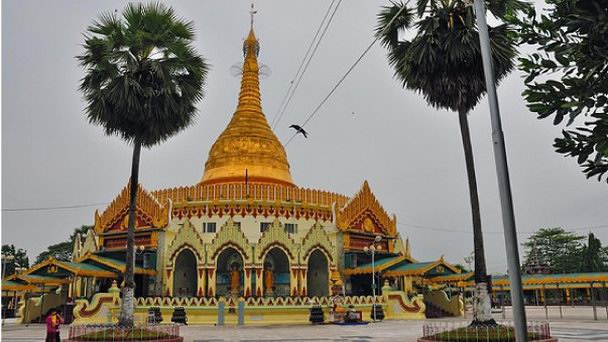 Пагода Каба Айе в Янгоне