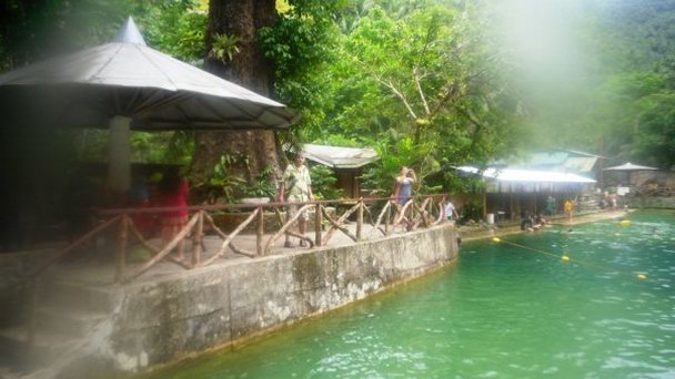 Источники HUROM-HUROM SPRING RESORT на Панае