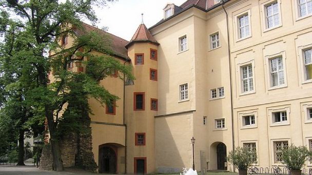 Дворец Карлсбург в Баден-Вюртемберге