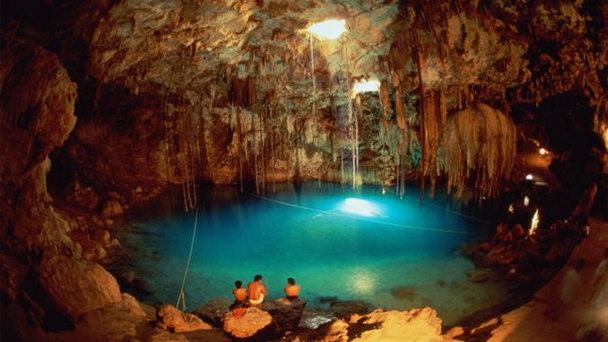 Бахарденская пещера в Ашгабате Бахарденская пещера в Ашгабате