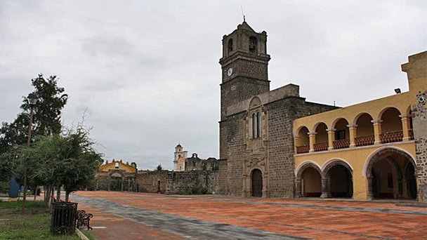 Монастырь Exconvento de Calpan в Пуэбле