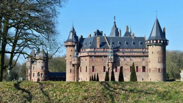 Замок Де Хаар в Амстердаме