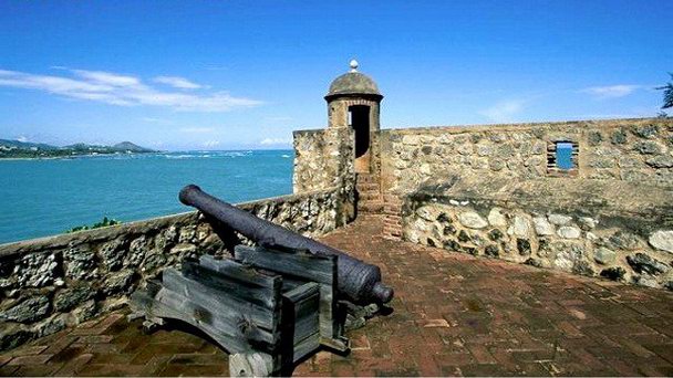 Форт Сан-Фелипе в Пуэрто Плата Форт Сан-Фелипе в Пуэрто Плата