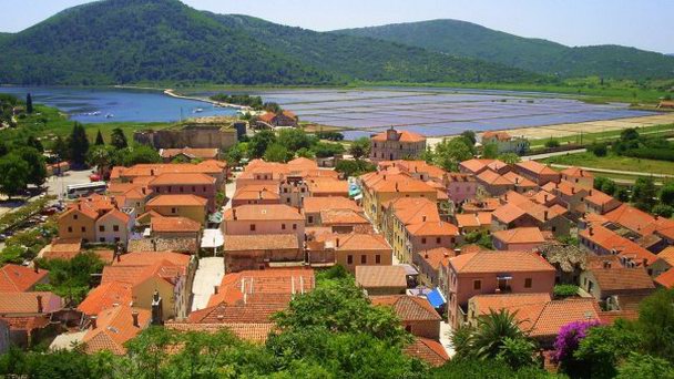 Город Стон в Южной Далмации