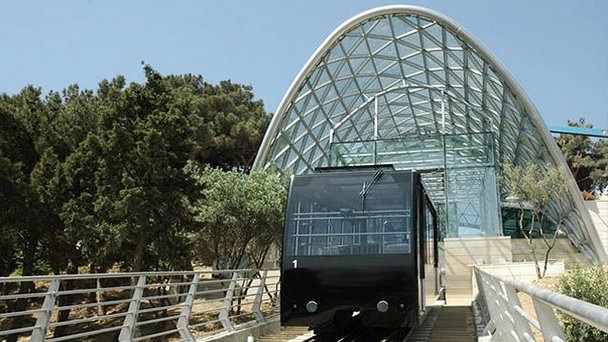 Бакинский фуникулёр в Баку