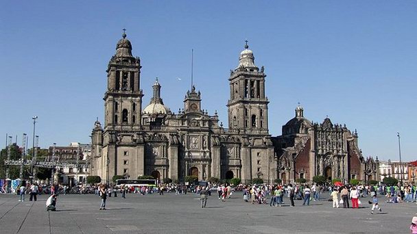 Собор Metropolitan Cathedral в Буэнос-Айресе