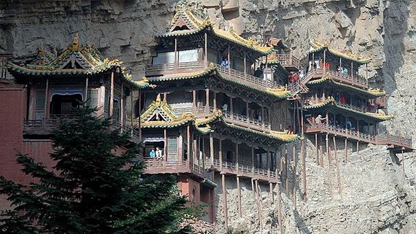 Монастырь Сюанькун-сы в Шаньси