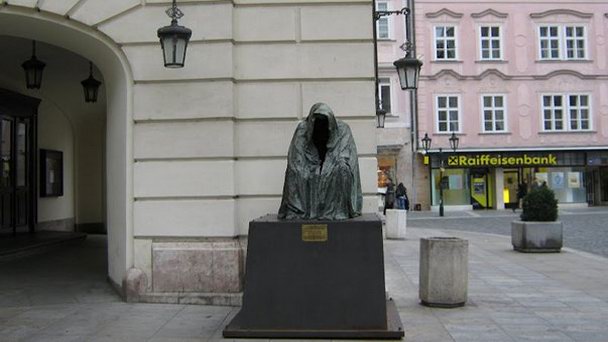 «Плащ совести» в Зальцбурге «Плащ совести» в Зальцбурге