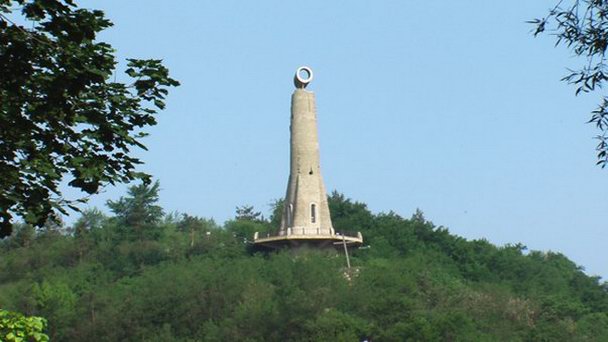 Мемориальный комплекс «Бадя Миор» в Сороки Мемориальный комплекс «Бадя Миор» в Сороки