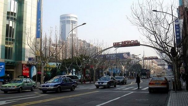 Коммерческая улица Хуайхай в Шанхае